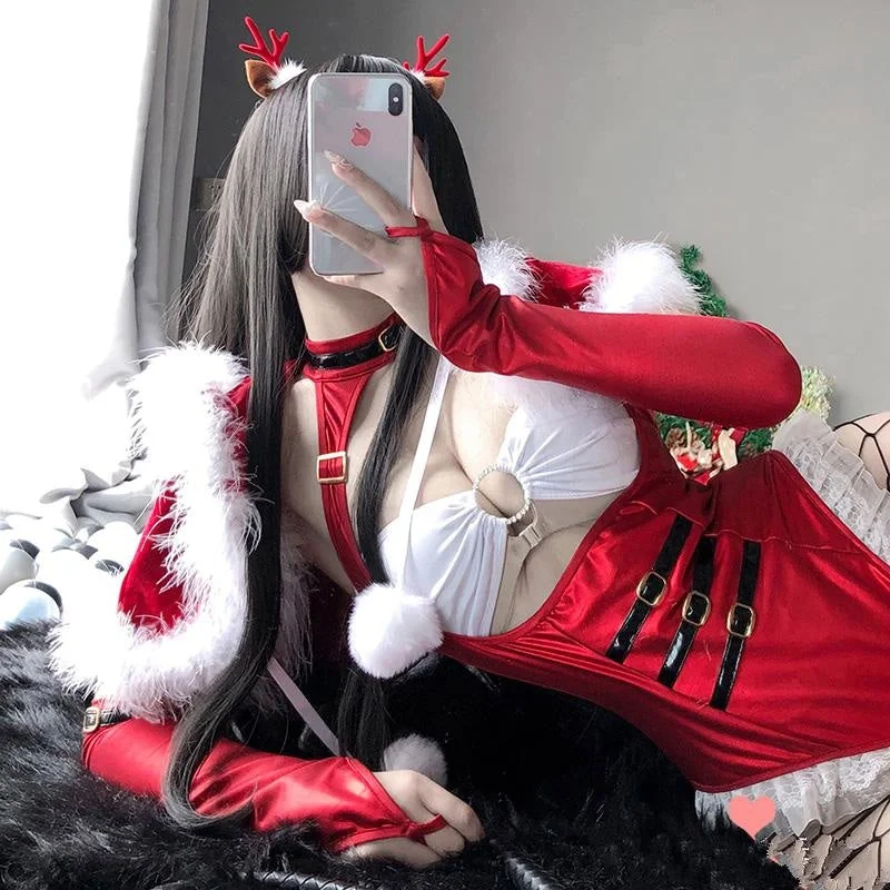 Santas Slave Cosplay